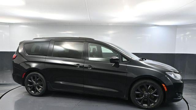 2019 Chrysler Pacifica Touring L Plus
