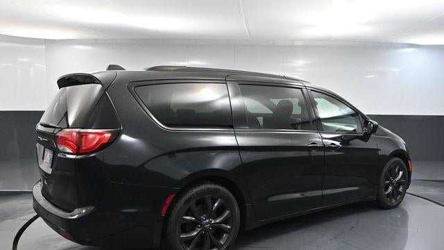 2019 Chrysler Pacifica Touring L Plus