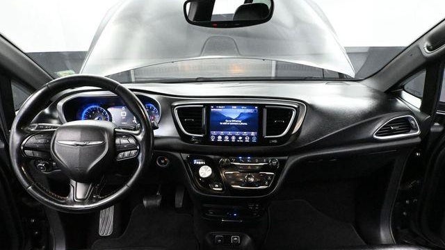 2019 Chrysler Pacifica Touring L Plus