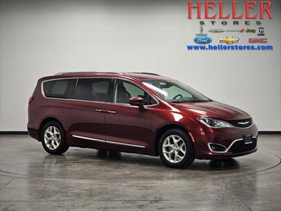 2019 Chrysler Pacifica Touring L Plus 4DR Mini-Van