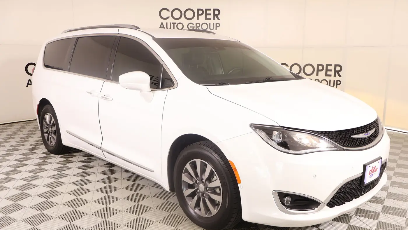 Preowned 2020 Chrysler Pacifica Touring L Plus for Sale