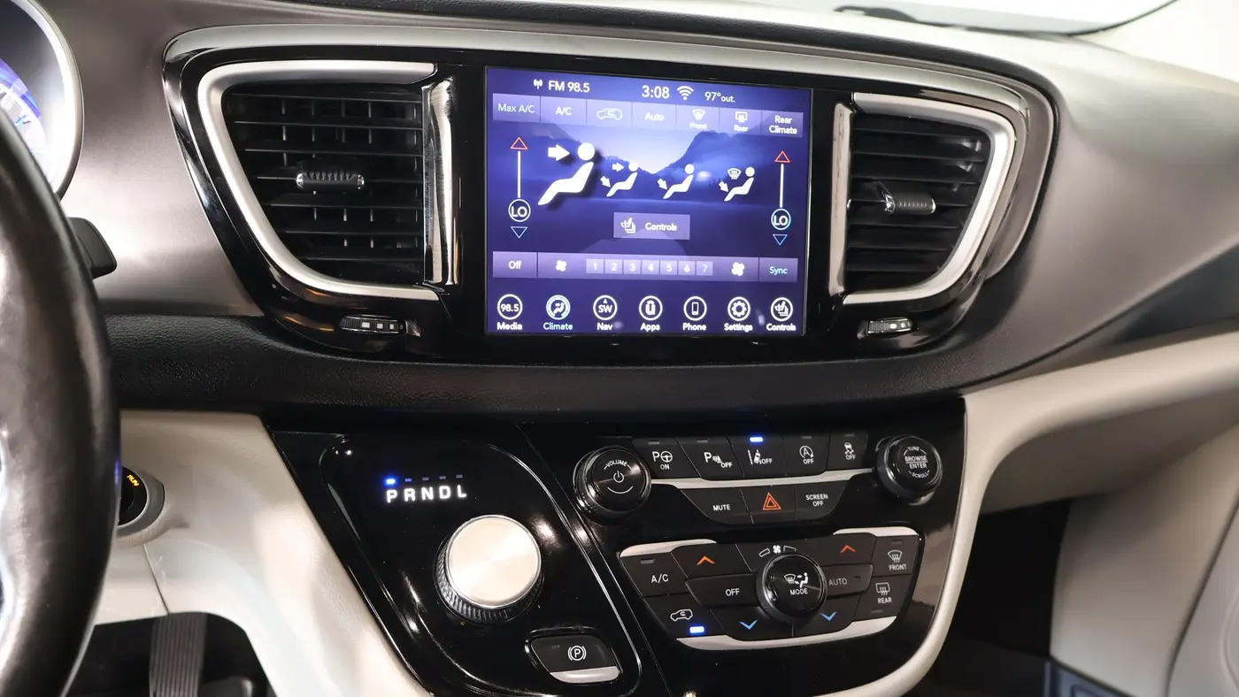 2020 Chrysler Pacifica Touring L Plus