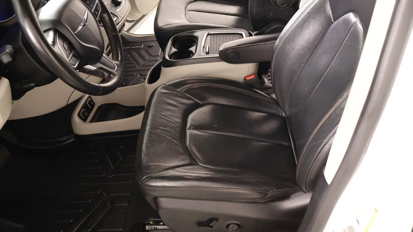 2020 Chrysler Pacifica Touring L Plus