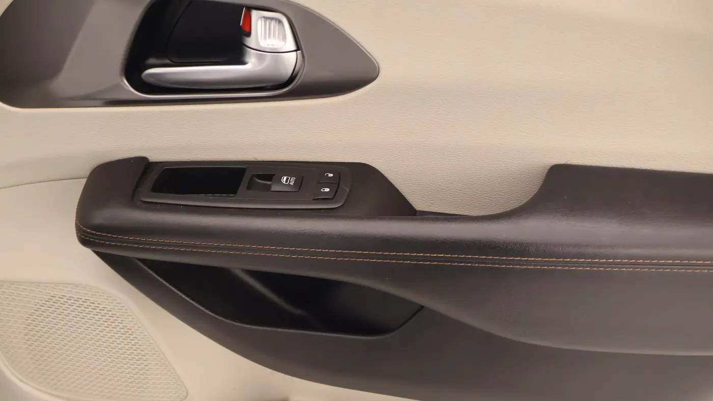 2020 Chrysler Pacifica Touring L Plus