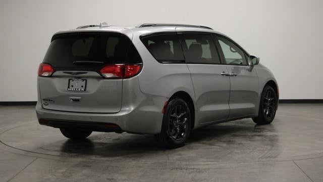 2020 Chrysler Pacifica Touring L Plus