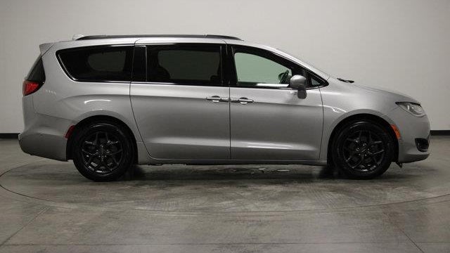 2020 Chrysler Pacifica Touring L Plus