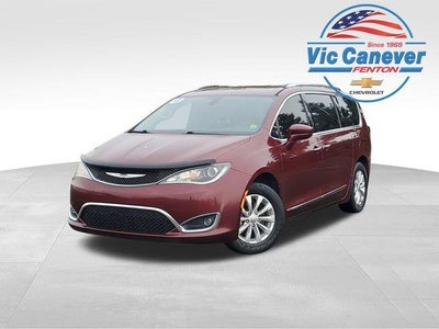 2018 Chrysler Pacifica Touring L Plus 4DR Mini-Van