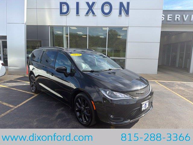 2020 Chrysler Pacifica - $13,977