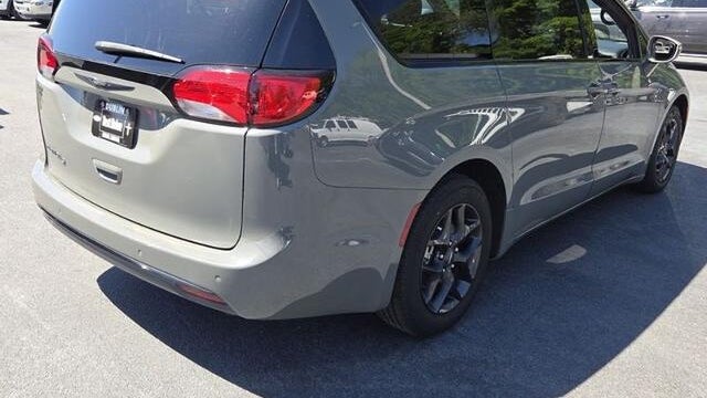 2020 Chrysler Pacifica Touring L Plus