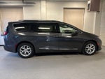 2017 Pacifica Thumbnail 23