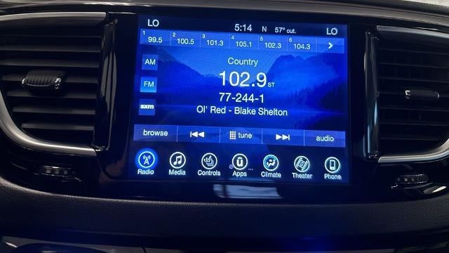 2017 Chrysler Pacifica Touring-L Plus