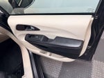2018 Pacifica Thumbnail 31