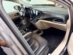 2018 Pacifica Thumbnail 33