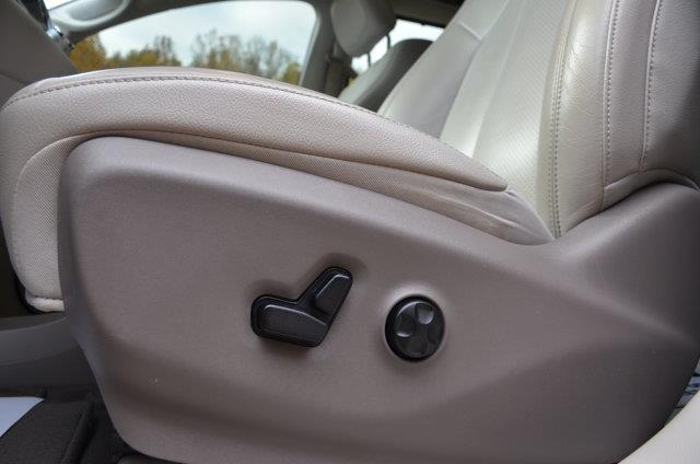 2020 Chrysler Pacifica - $22,900