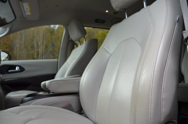 2020 Chrysler Pacifica - $22,900