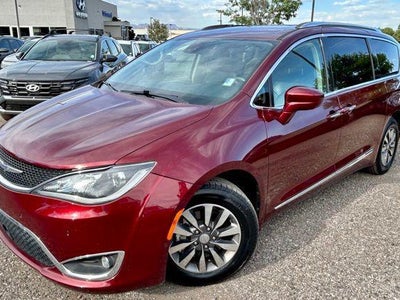 2020 Chrysler Pacifica Touring L Plus 4DR Mini-Van