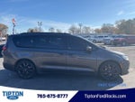 2018 Pacifica Thumbnail 28