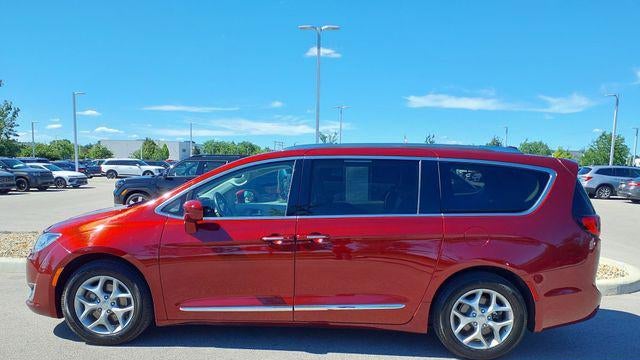 2019 Chrysler Pacifica Touring L Plus