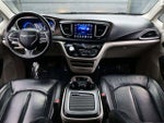 2017 Pacifica Thumbnail 18