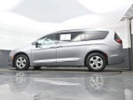 2017 Pacifica Thumbnail 29