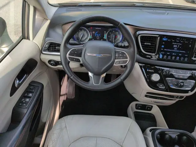 2017 Chrysler Pacifica - $12,499