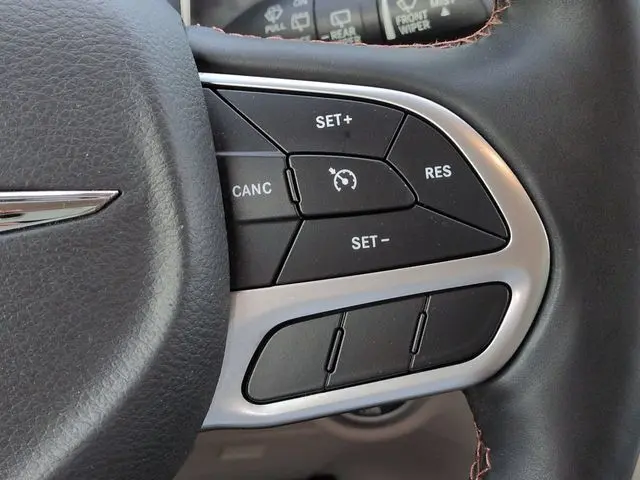 2017 Chrysler Pacifica - $12,499