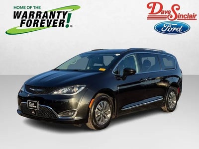 2020 Chrysler Pacifica Touring L Plus 4DR Mini-Van