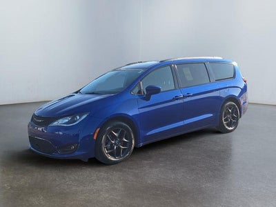 2020 Chrysler Pacifica Touring L Plus 4DR Mini-Van