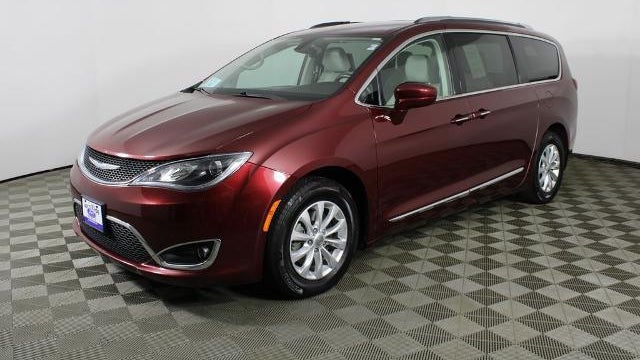 2018 Chrysler Pacifica Touring L Plus