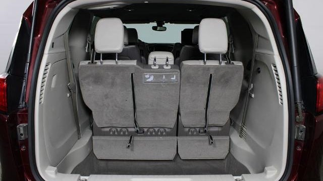 2018 Chrysler Pacifica Touring L Plus