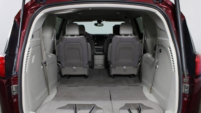 2018 Chrysler Pacifica Touring L Plus