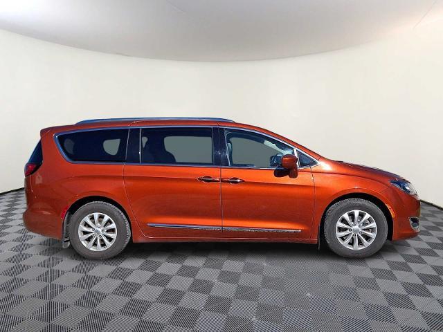 2018 Chrysler Pacifica - $18,988