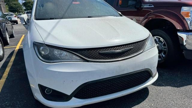 2018 Chrysler Pacifica Touring L Plus