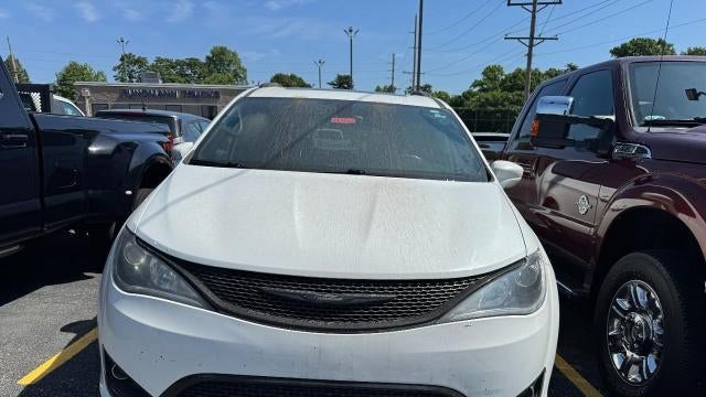 2018 Chrysler Pacifica Touring L Plus