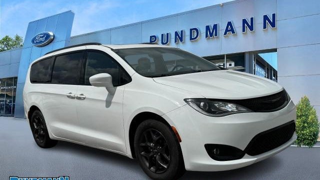 Preowned 2018 Chrysler Pacifica Touring L Plus for Sale