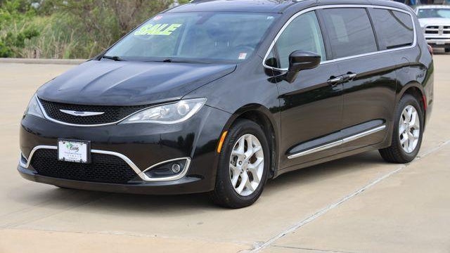 2019 Chrysler Pacifica Touring L Plus 35th Anniversary