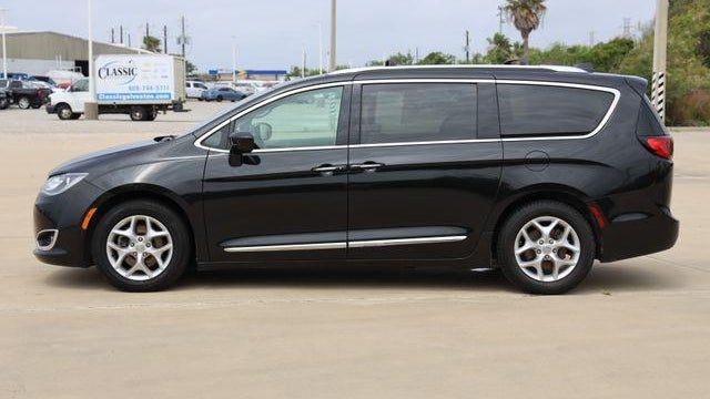 2019 Chrysler Pacifica Touring L Plus 35th Anniversary