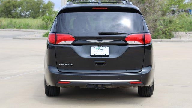 2019 Chrysler Pacifica Touring L Plus 35th Anniversary