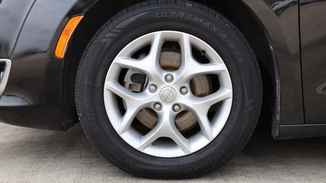 2019 Chrysler Pacifica Touring L Plus 35th Anniversary