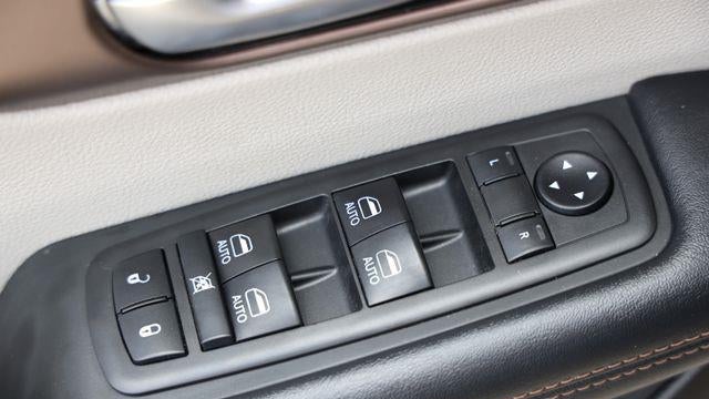 2019 Chrysler Pacifica Touring L Plus 35th Anniversary