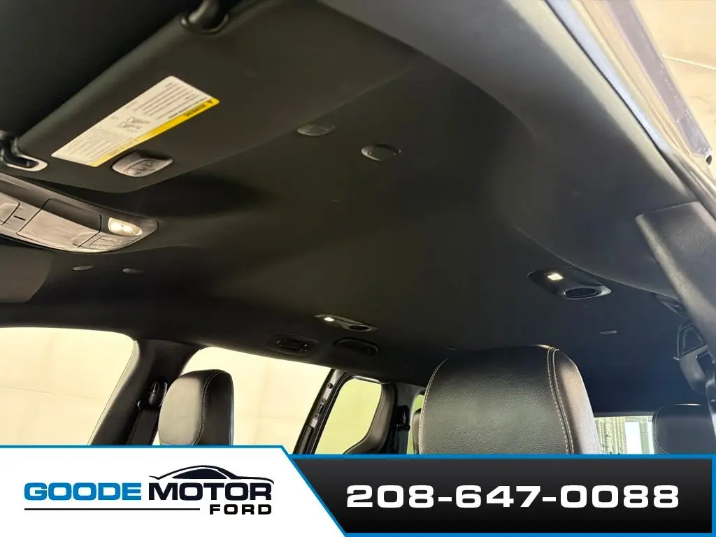 2020 Chrysler Pacifica - $17,999