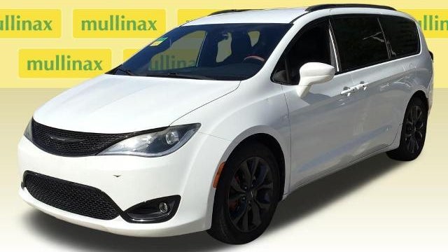 2019 Chrysler Pacifica Touring L Plus 35th Anniversary
