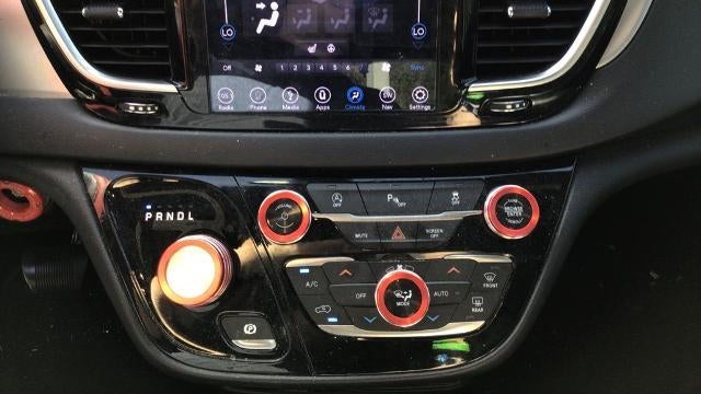2019 Chrysler Pacifica Touring L Plus 35th Anniversary