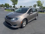 2017 Pacifica Thumbnail 8