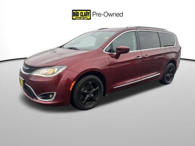 2017 Chrysler Pacifica Touring-L Plus 4DR Mini-Van