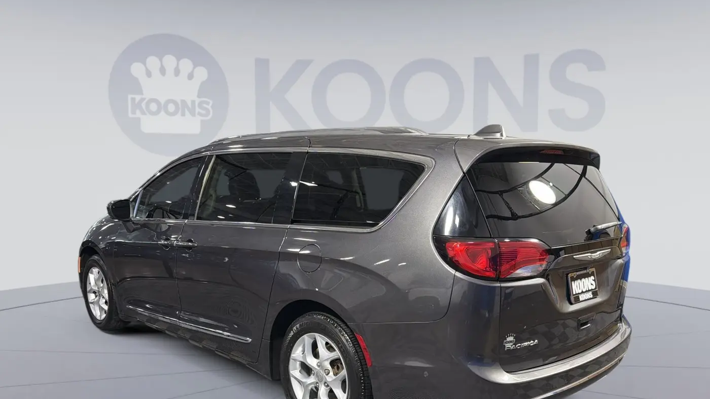2018 Chrysler Pacifica Touring L Plus