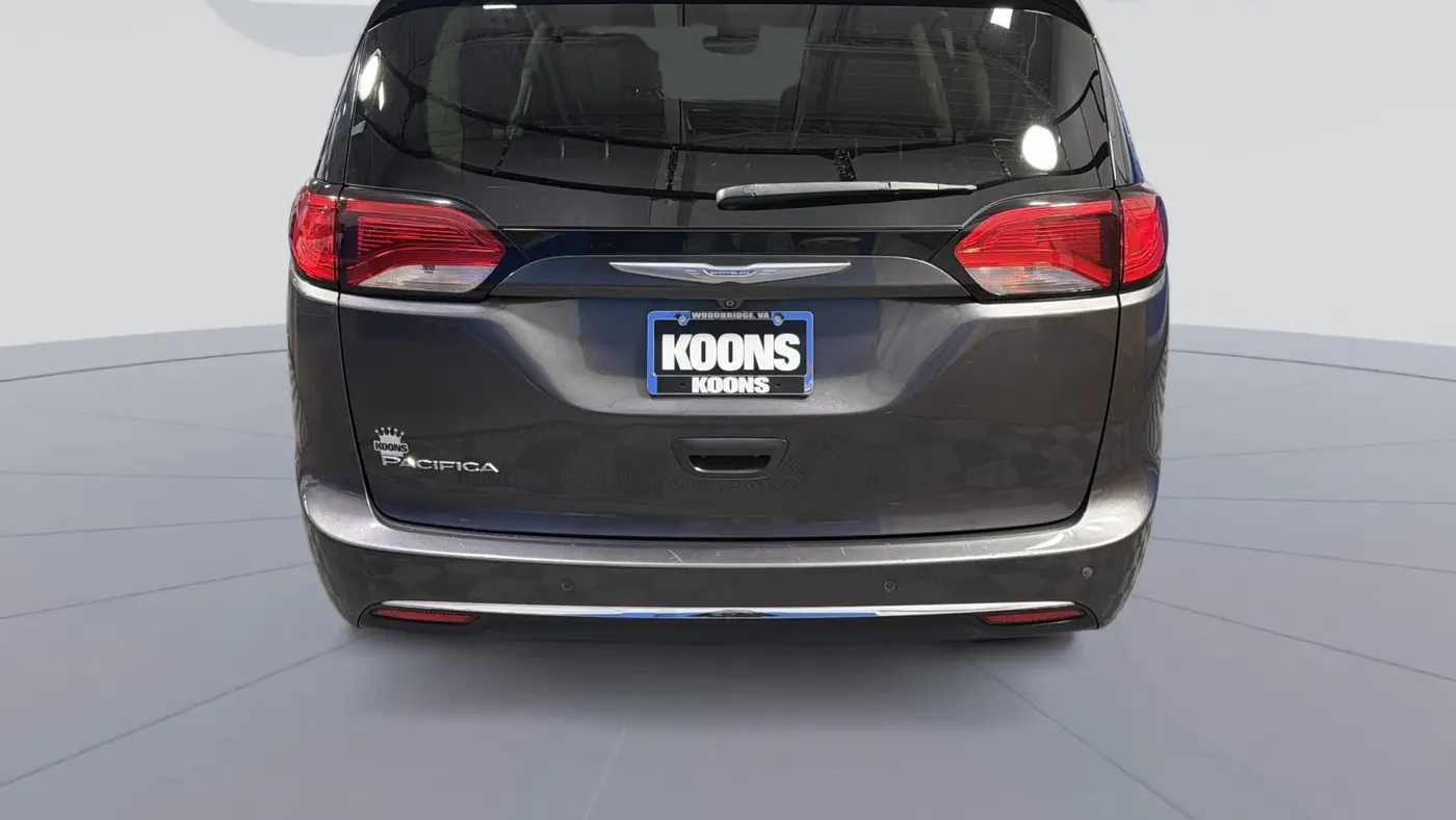 2018 Chrysler Pacifica Touring L Plus