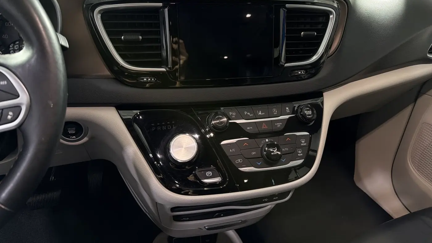 2018 Chrysler Pacifica Touring L Plus