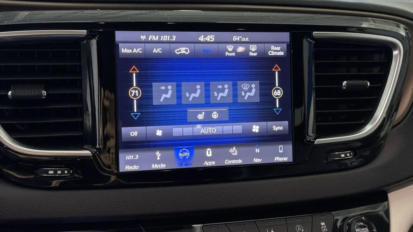 2018 Chrysler Pacifica Touring L Plus