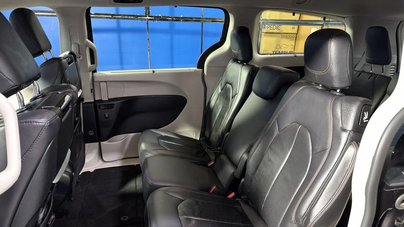 2018 Chrysler Pacifica Touring L Plus